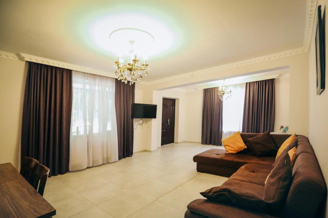 Bebo Babu Guest House كوتايسي المظهر الخارجي الصورة