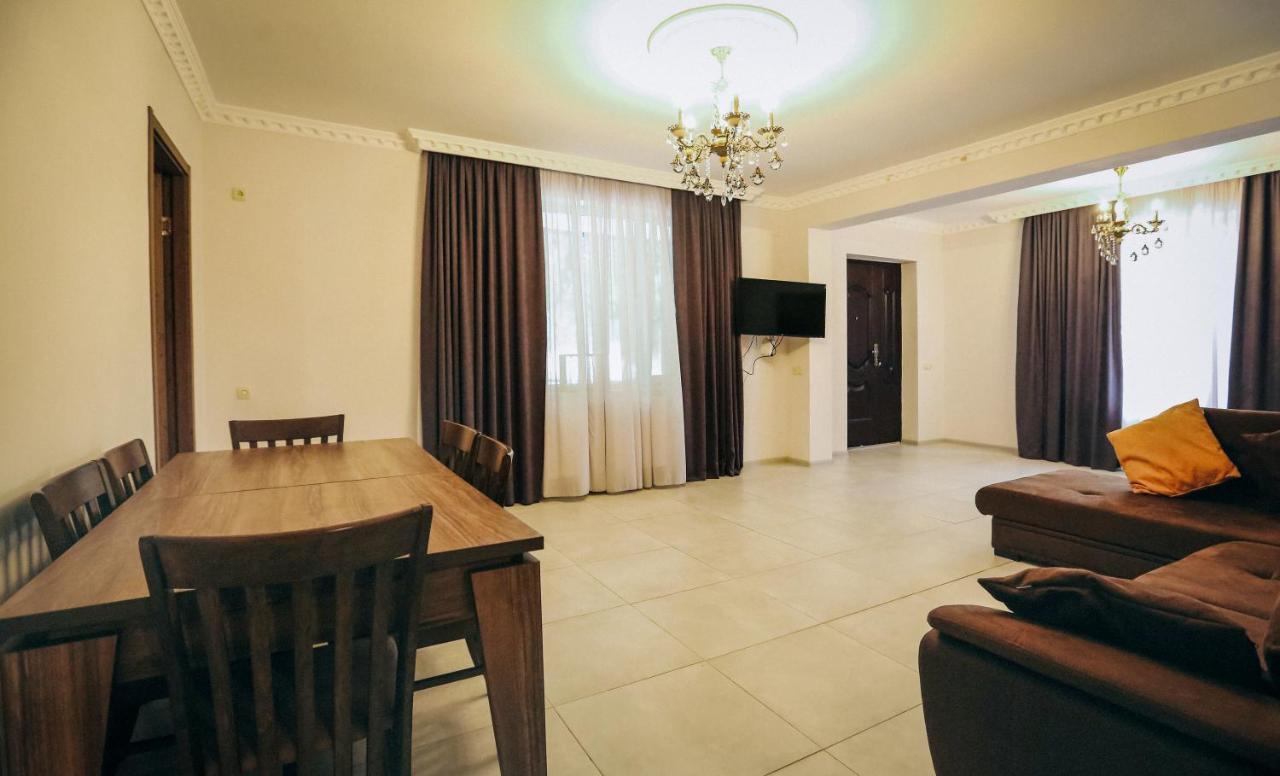 Bebo Babu Guest House كوتايسي المظهر الخارجي الصورة